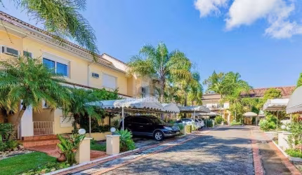 Casa Condominio para Venda - 210m², 3 dormitórios, sendo 3 suites, 1 vaga - Tris