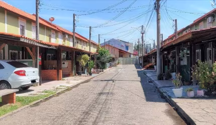 Casa Condominio para Venda - 85.2m², 2 dormitórios, 1 vaga - Hípica
