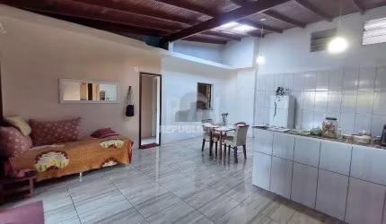 Casa para Venda - 156m², 2 dormitórios, 3 vagas - Campo Novo