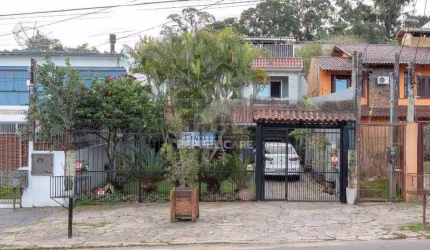 Casa para Venda com 3 dormitórios, sendo 1 suites e 4 vagas no bairro Ipanema