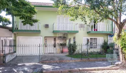 Casa para Venda - 280m², 3 dormitórios, sendo 1 suites, 2 vagas - Nonoai