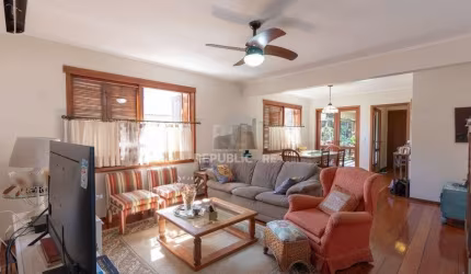 Apartamento para Venda - 139.1m², 3 dormitórios, sendo 1 suites, 2 vagas - Trist