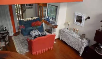 Casa para Venda - 290m², 3 dormitórios, sendo 1 suites, 3 vagas - Nonoai