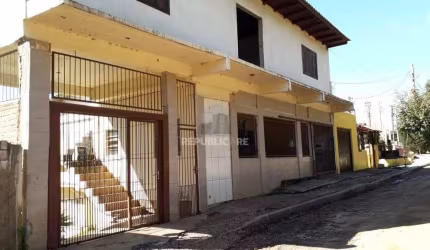 Casa para Venda - 480m², 3 dormitórios, 4 vagas - Camaquã