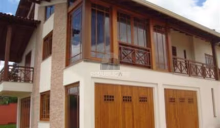 Casa para Venda - 270m², 3 dormitórios, sendo 1 suites, Vila Nova