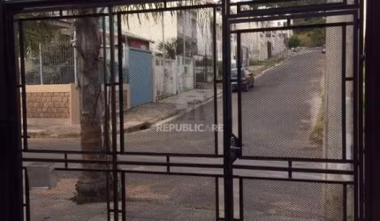 Casa para Venda - 137.54m², 2 dormitórios, sendo 2 suites, 2 vagas - Guarujá