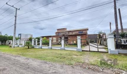 Casa 4 dormitórios à venda Capão Novo Capão da Canoa/RS
