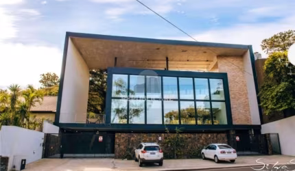 Prédio comercial no bairro Pedra Redonda