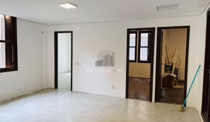 Apartamento Bairro centro- 3 dormitórios ,Sendo 1 suíte.
