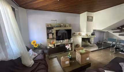 **Casa Residencial à Venda em Porto Alegre, Rio Grande do Sul**