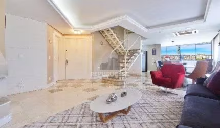 Vende-se ampla cobertura de 359m² com 4 dormitórios, localizado - Bela Vista