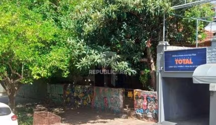 ÓTIMO TERRENO NO BAIRRO AUXILIADORA