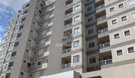 Apartamento Garden,  2 dormitórios (1 suite), 1 vaga - Bairro Camaquã
