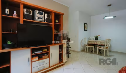 VENDA- Apartamento com 3 quartos sendo 1 suíte, 110m2 e vaga- Menino Deus