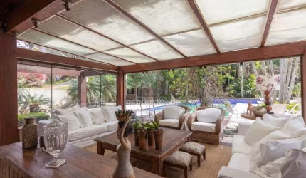 Casa para Venda - 800m², 3 dormitórios, sendo 3 suites, 4 vagas - Vila Assunção