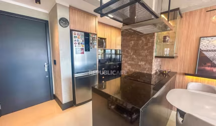 Excelente Apartamento 3 dormitórios, 2 vagas, condomínio Plaza Cristal