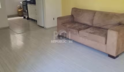 Apartamento 2 dormitórios e vaga, no bairro Lomba do Pinheiro, em Porto Alegre R
