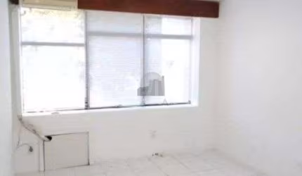 Sala com recepção, bairro Rio Branco