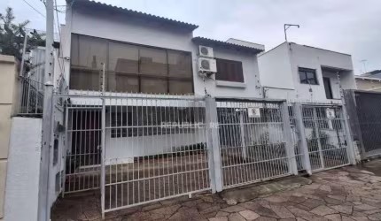Casa com 4 dormitórios no Bairro Higienópolis