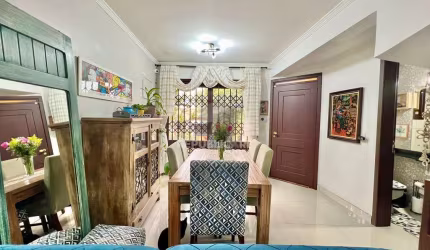 Casa à Venda em Sarandi - 3 Dormitórios, 1 Suíte, 2 vagas