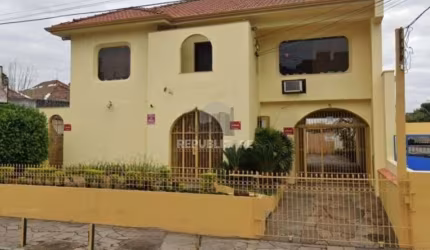 Ampla Casa Comercial/Residencial no Bairro São Geraldo