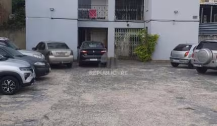 Apartamento com 01 quarto e 01 vaga no Bairro Santo Antônio