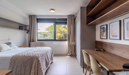 APARTAMENTO LOFT DE 28M², 1 DORMITÓRIO, 1 VAGA - BAIRRO PETRÓPOLIS