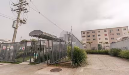 Apartamento 2 dormitórios com estacionamento