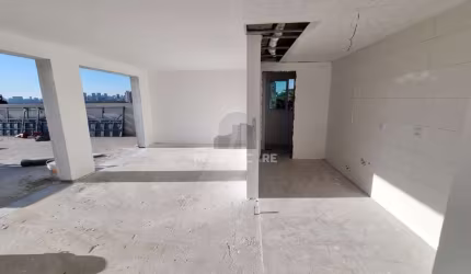 Cobertura para Venda - 303.18m², 3 dormitórios, sendo 1 suites, 2 vagas - Menino