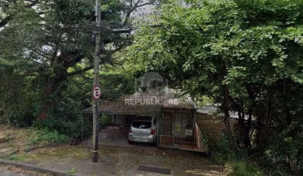 Terreno para Venda - 300m², 0 dormitórios, Teresópolis