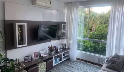 Apartamento 3 dormitórios à venda Petrópolis Porto Alegre/RS