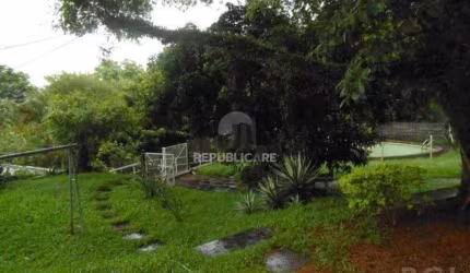 Casa para Venda - 444m², 14 dormitórios, 3 vagas - Santa Tereza