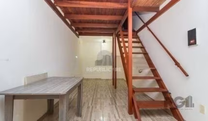 Apartamento estilo Stúdio com mezanino de 1 dormitório, Partenon