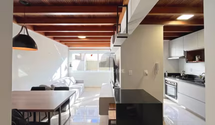 VENDA DE APARTAMENTO DE 2 QUARTOS 2 VAGAS - MENINO DEUS
