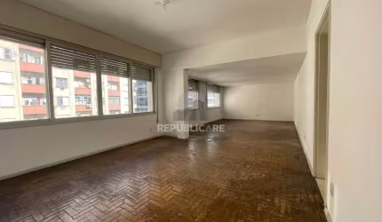 Apartamento 4 quartos no Bairro Centro Histórico em Porto Alegre