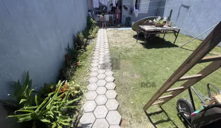 Casa 2 dormitórios à venda Centro Imbé/RS