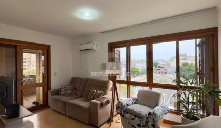 APARTAMENTO MOBILIADO DE 96M² COM 3 DORMITÓRIOS, SUÍTE E VAGA DE GARAGEM NO MENI