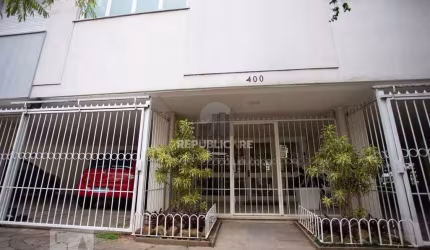 **Cobertura Residencial de 2 Quartos e duas vagas de garagem no bairro Petrópoli