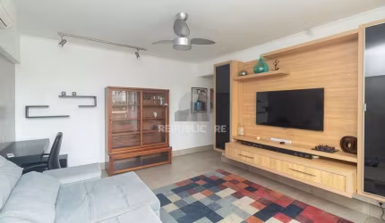 Apartamento 2 dormitórios 1 suíte no bairro São João em Porto Alegre.