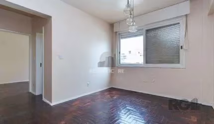Apartamento de 2 dormitórios dependência e vaga