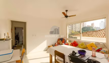 Edifício Solar Pederneiras Apartamento 2 dormitórios no Bairro Petrópolis