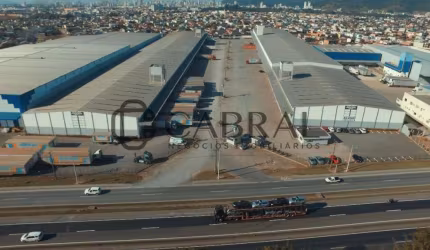 Barracão / Galpão / Depósito com 1 sala para alugar na Cidade Nova, Itajaí  por R$ 32.000