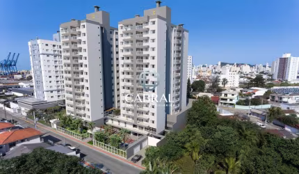 Apartamento com 2 quartos à venda no São João, Itajaí  por R$ 630.000
