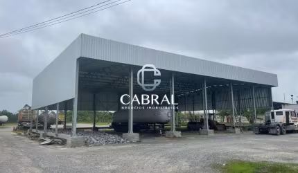 Barracão / Galpão / Depósito para alugar no Espinheiros, Itajaí  por R$ 20.700