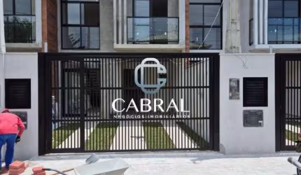 Casa com 3 quartos à venda no São João, Itajaí  por R$ 860.000
