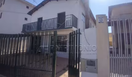 Linda casa assobradada no vera cruz