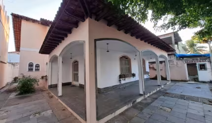 Casa para Venda em Rio de Janeiro, Campo Grande, 3 dormitórios, 1 suíte, 3 banheiros, 3 vagas