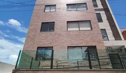 Linda cobertura 2 quartos, elevador no Recanto da Mata  - Juiz  de Fora - MG