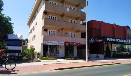 Apartamento com 04 quartos no Centro de Balneário Piçarras - SC
