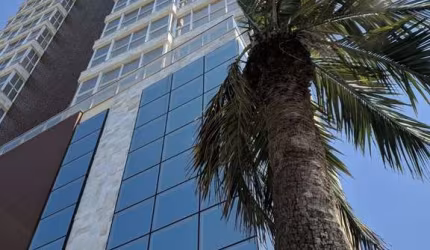 Cobertura com 3 suítes no Centro de Balneário Piçarras - FRENTE MAR